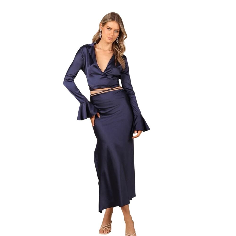 Petal & Pup Navy Blue midi slinky silk like skirt size S NEW